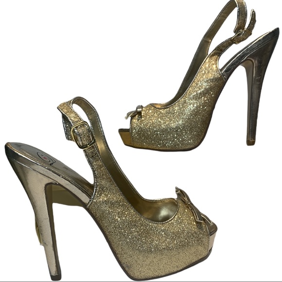 Delicious Gold Sparkly Shoes Size 7 - Picture 4 of 10